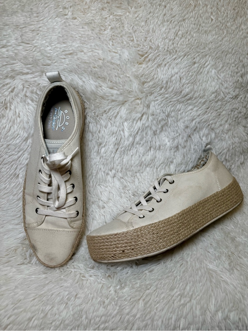 Bobs Sketchers Memory Foam Cream Espadrille Platform Sneakers Womens Size 9.5